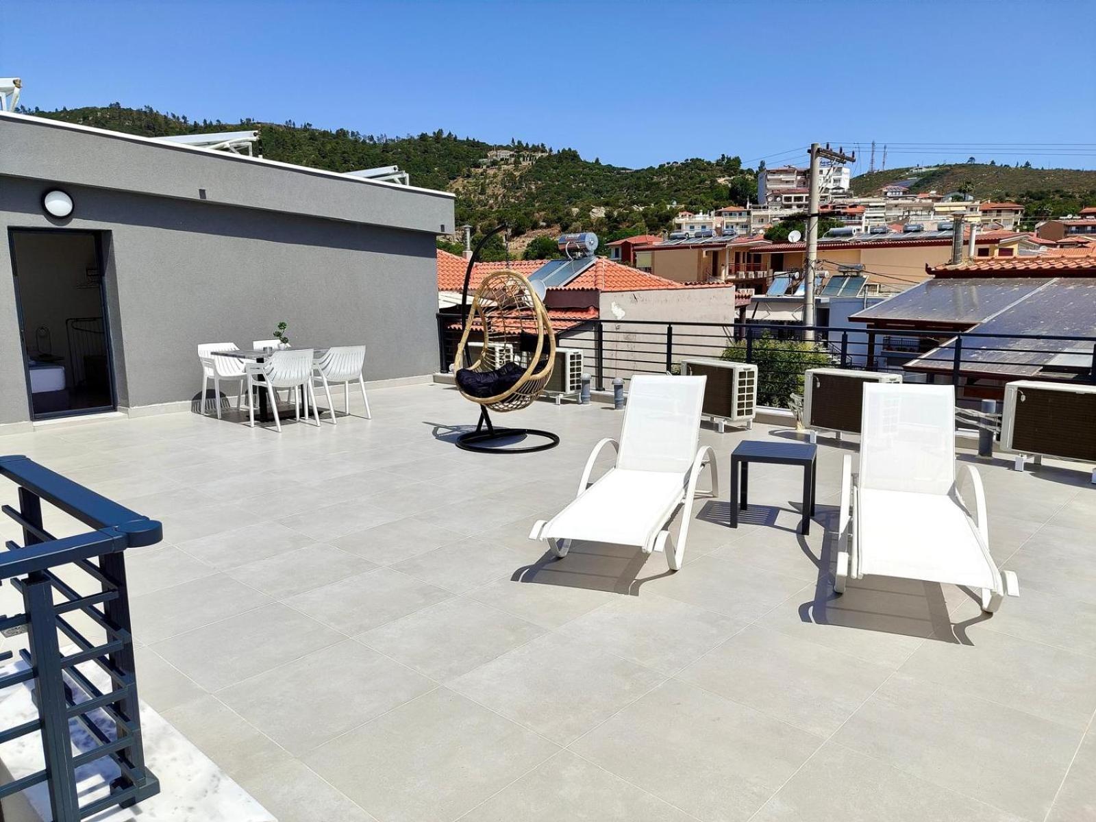 Four Shades Luxury Suites Sarti Eksteriør bilde